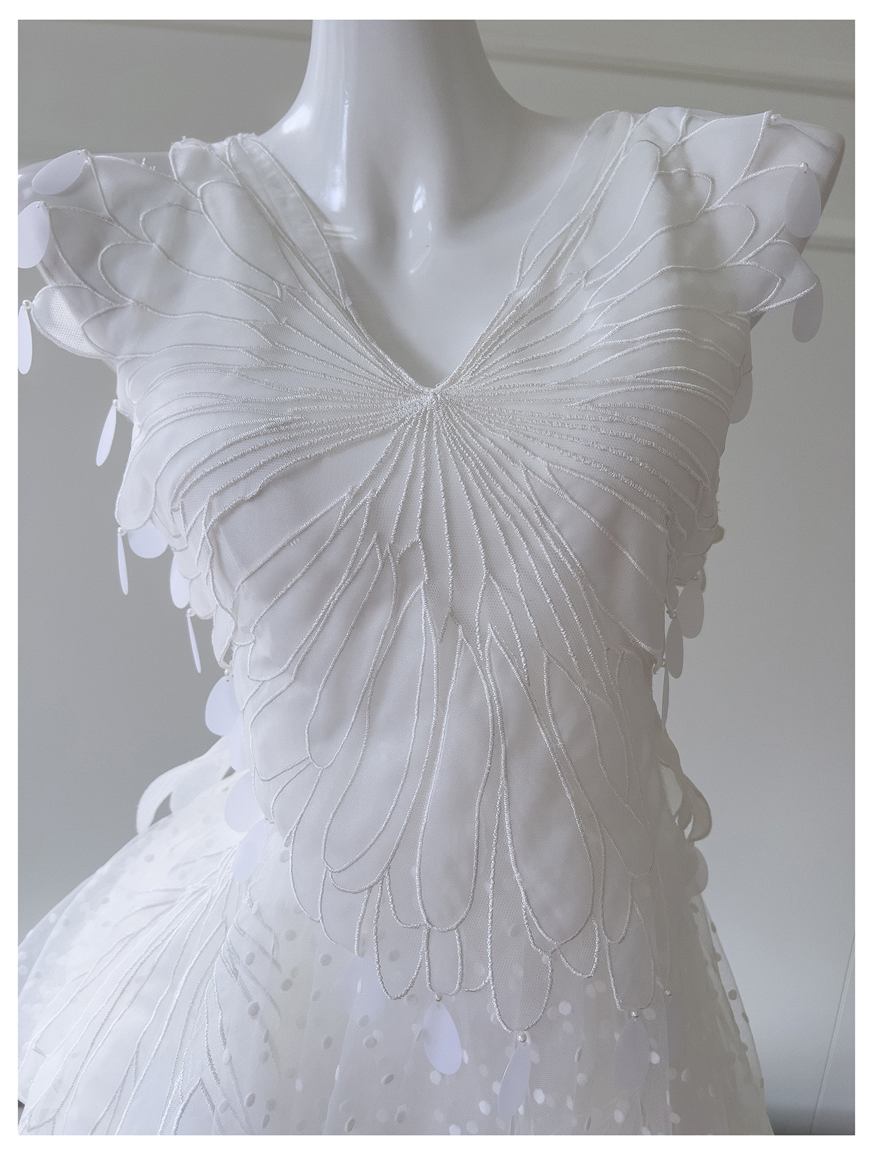 ドレス パーティー ウェディング ワンピース ショート プリンセス 白 上品 優雅 韓国風 結婚式 お呼ばれ