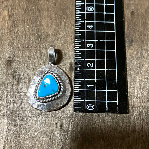 希少❤️インディアンジュエリーターコイズペンダント❤️STERLING SILVER 楽天市場】バディシルバーアクセサリー シルバー925 ターコイズ ナバホ