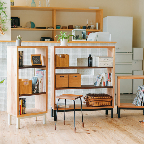 Tana603 脚あり《サイズオーダー可》無垢材×鉄脚のシンプル棚｜高さ