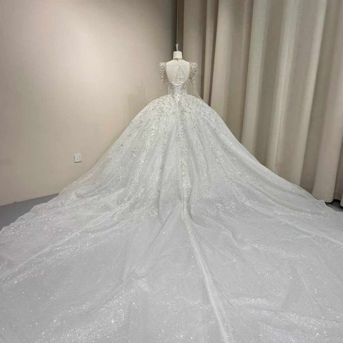 お買い得！韓国スタイル キラキラ 長袖 冬婚 ロング丈 ホルターネック