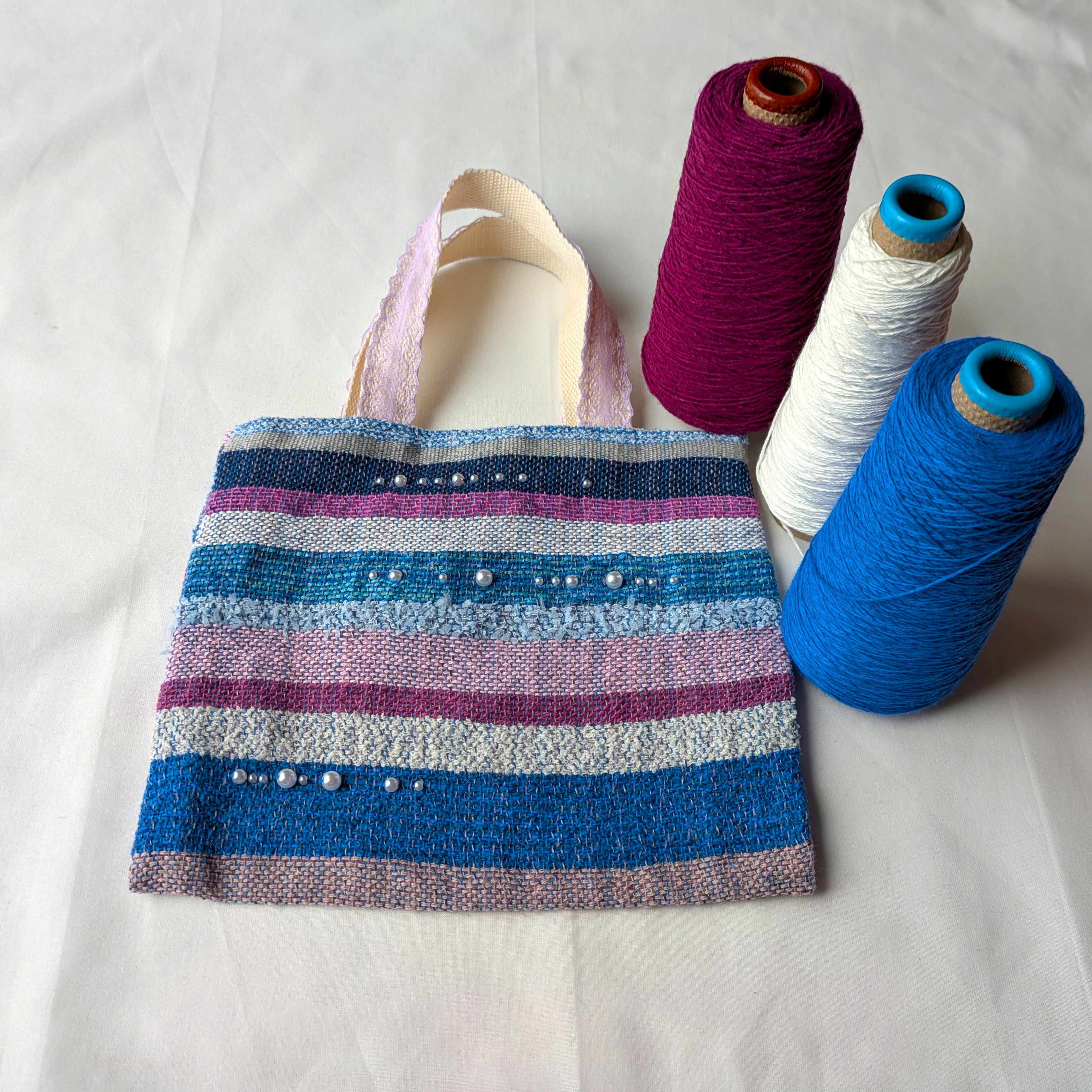 手織り布のバッグ    パールがかわいいいミニサイズ