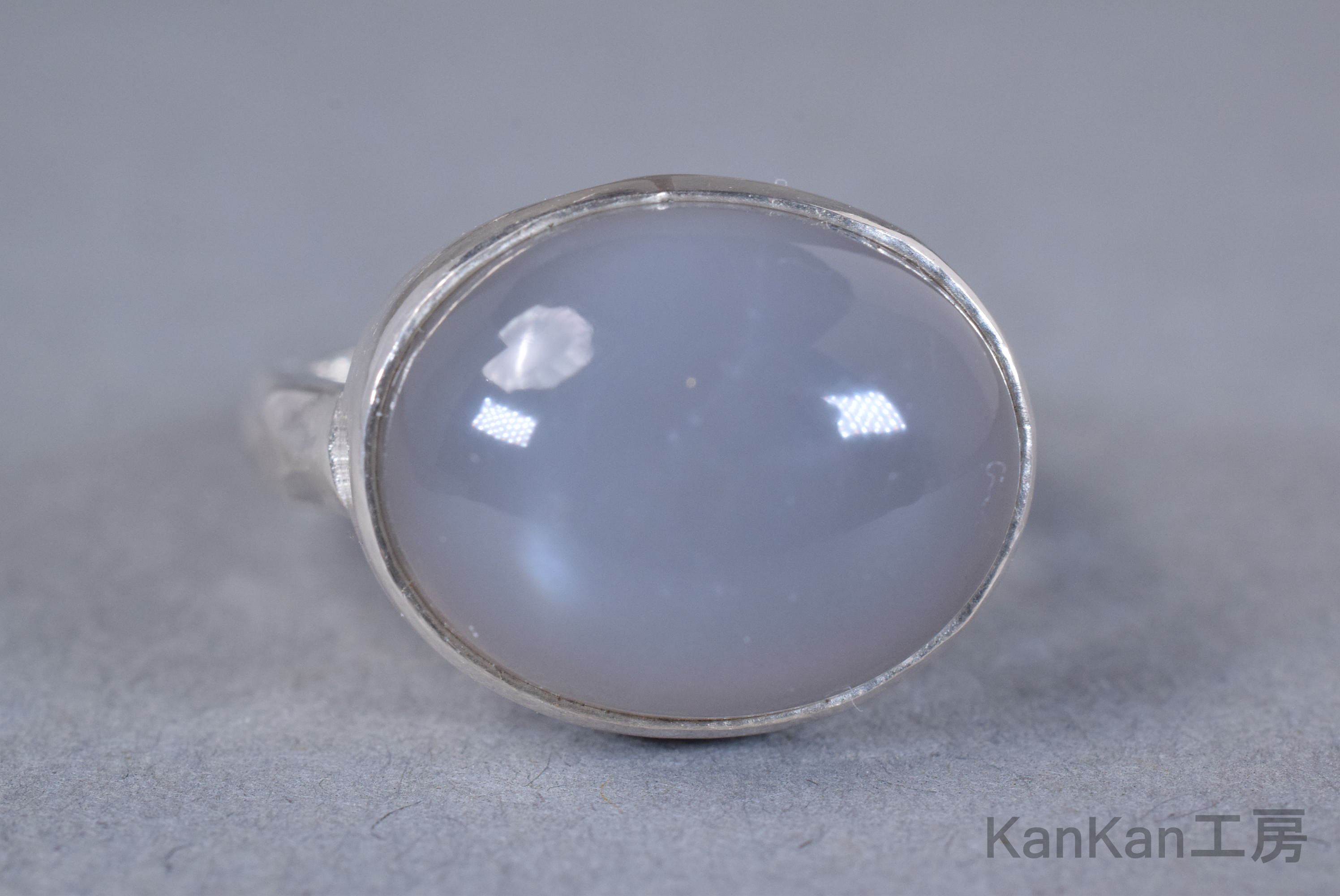 グレームーンストーンのリング