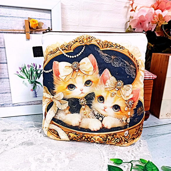 ラウンド底ふんわりファスナーポーチ おしゃれツインにゃんこ♡ 4枚目の画像