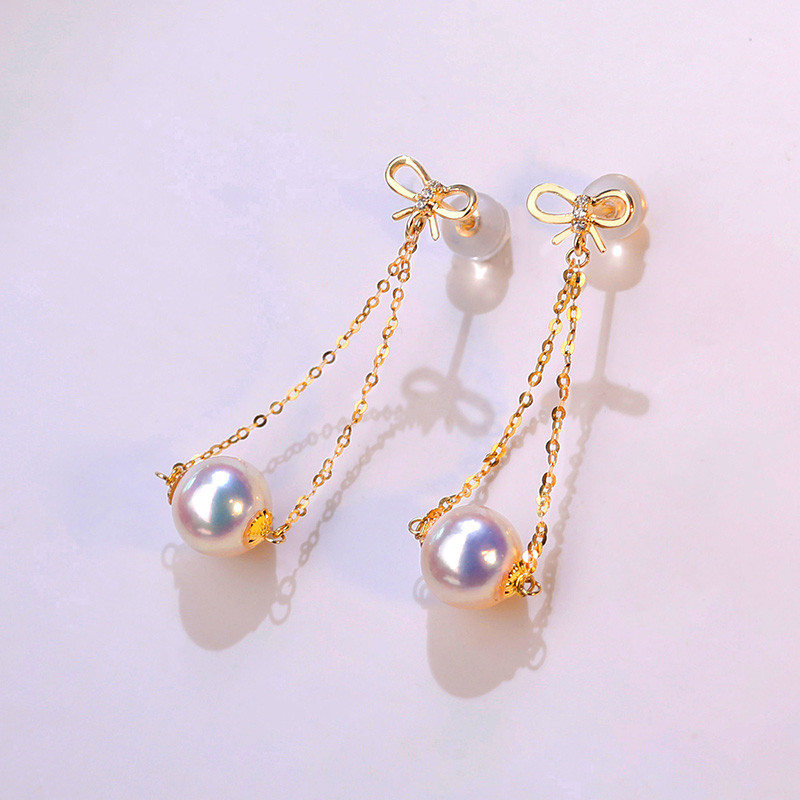 【La Corser】天然日本産7.5-8.5mmアコヤ真珠ピアス 18Kゴールド リボンタッセルピアス ラウンド型 強い光のデ