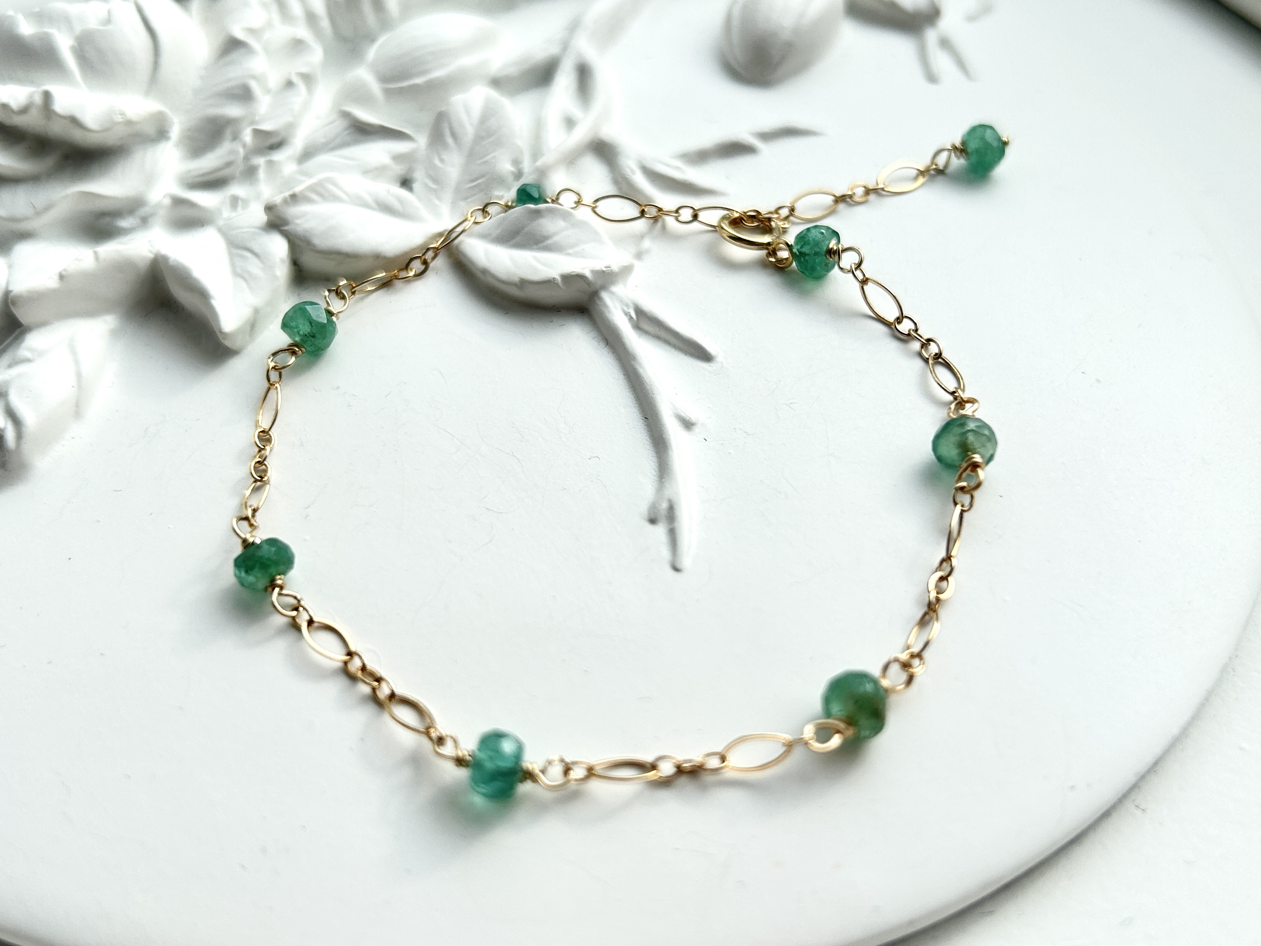 k14gf  宝石質＊天然エメラルドステーションブレスレット