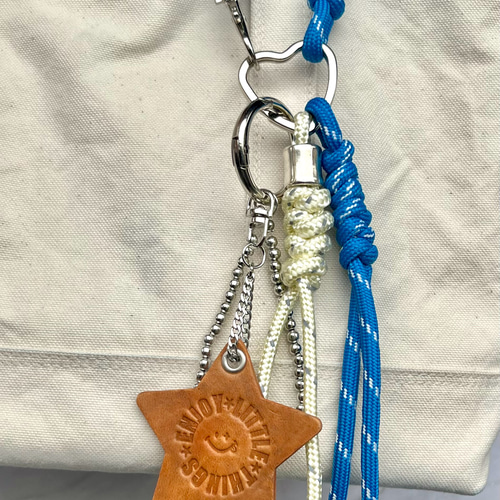 星のレザー パラコードバッグチャーム じゃらじゃらバッグチャーム