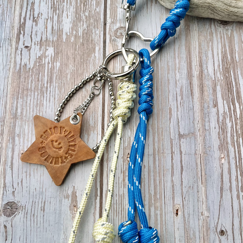 星のレザー パラコードバッグチャーム じゃらじゃらバッグチャーム