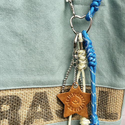 星のレザー パラコードバッグチャーム じゃらじゃらバッグ