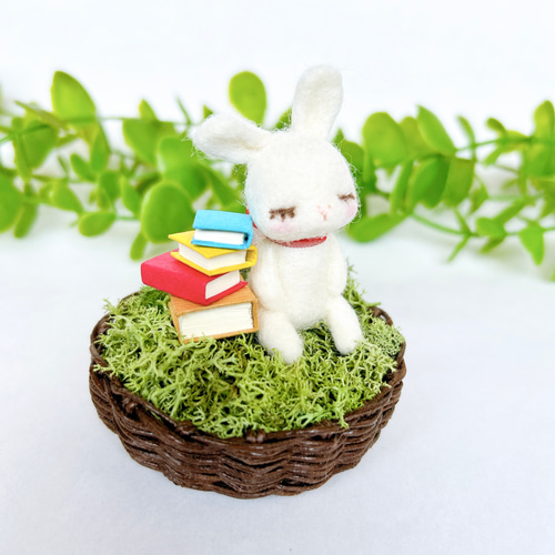 【ひらりん。】羊毛フェルト　うさぎ　壁掛け　干支　お正月 【ひらりん。】羊毛フェルト　うさぎ　壁掛け　干支　お正月