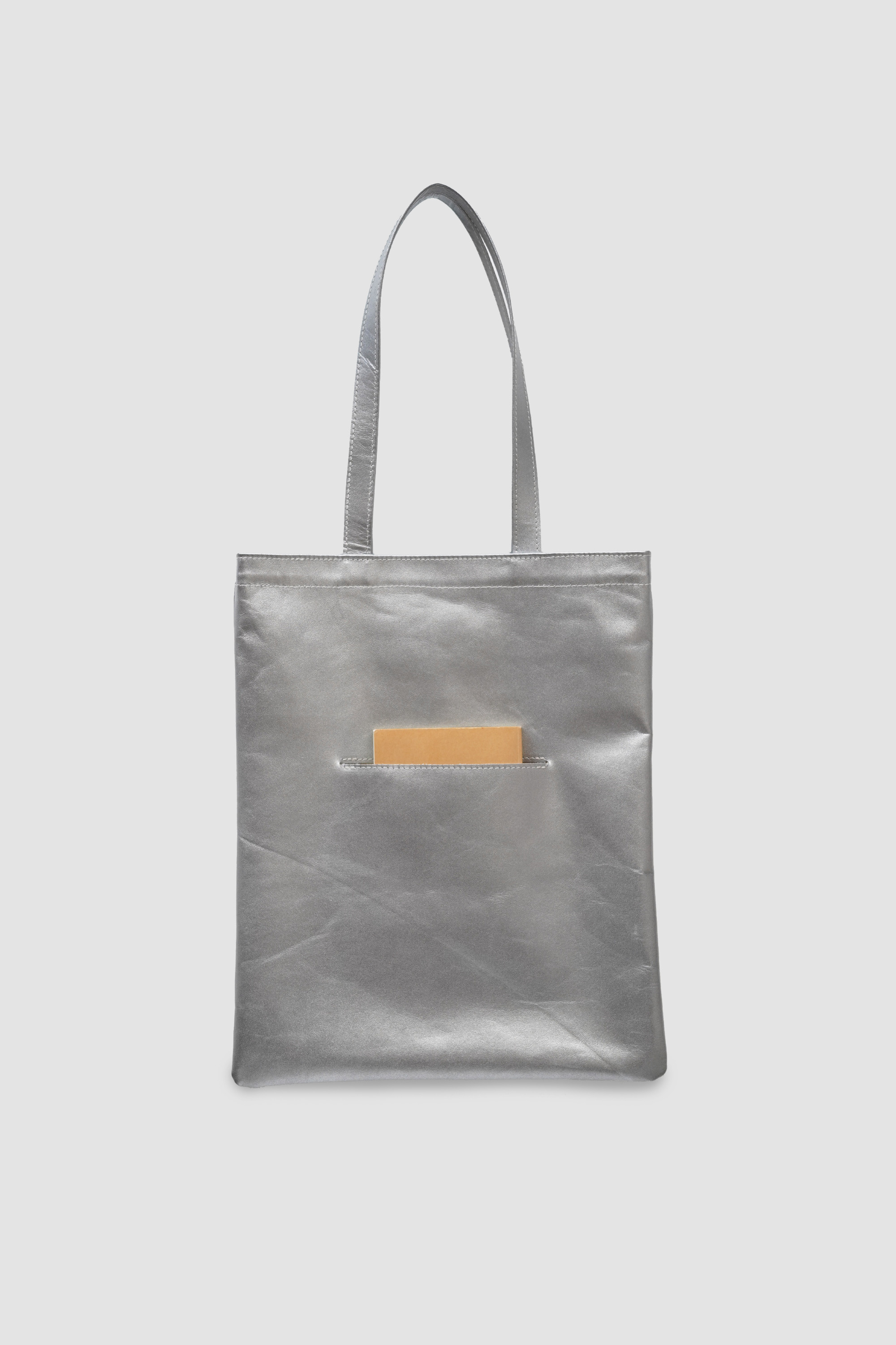 本革 レザートートバッグ M シルバー ポケット付き B4サイズ  [MOLVAR]