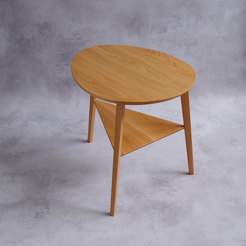 北欧風 総無垢オーク たまご型サイドテーブル 50cm【ハンドメイド