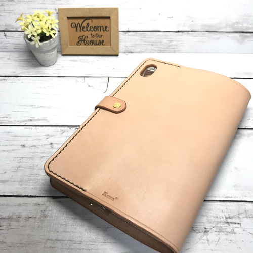 iPad mini 7/6世代 栃木レザー❗️シンプル ‼️ ヌメ革 iPad mini 7/6世代 栃木レザー❗️シンプル ‼️ ヌメ革