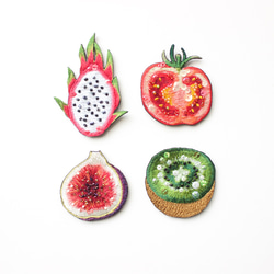 メンダコ」刺繍ブローチ ブローチ ico 通販 3346072｜Creema
