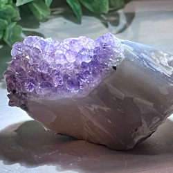 アメジスト クラスター 紫水晶 原石　瑪瑙母岩　高品質　紫水晶カッサ　300g Amazon.co.jp: アメジスト クラスター 紫水晶 原石 瑪瑙母岩 紫