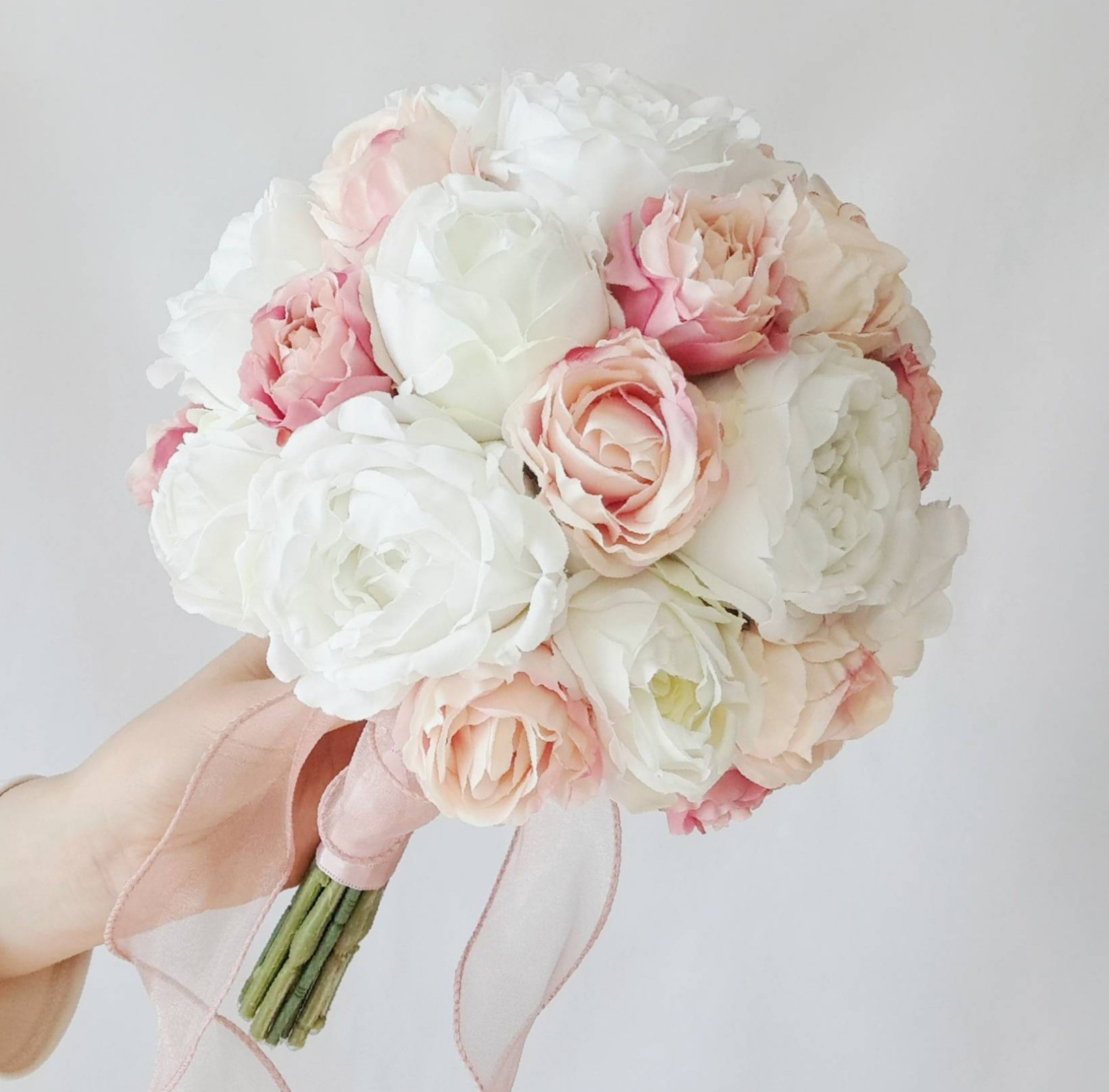 再販売❀ピンク＆ホワイトローズのウェディングブーケ&ブートニア❀クラッラウンドブーケ❀アーティフィシャルフラワーブーケ❀