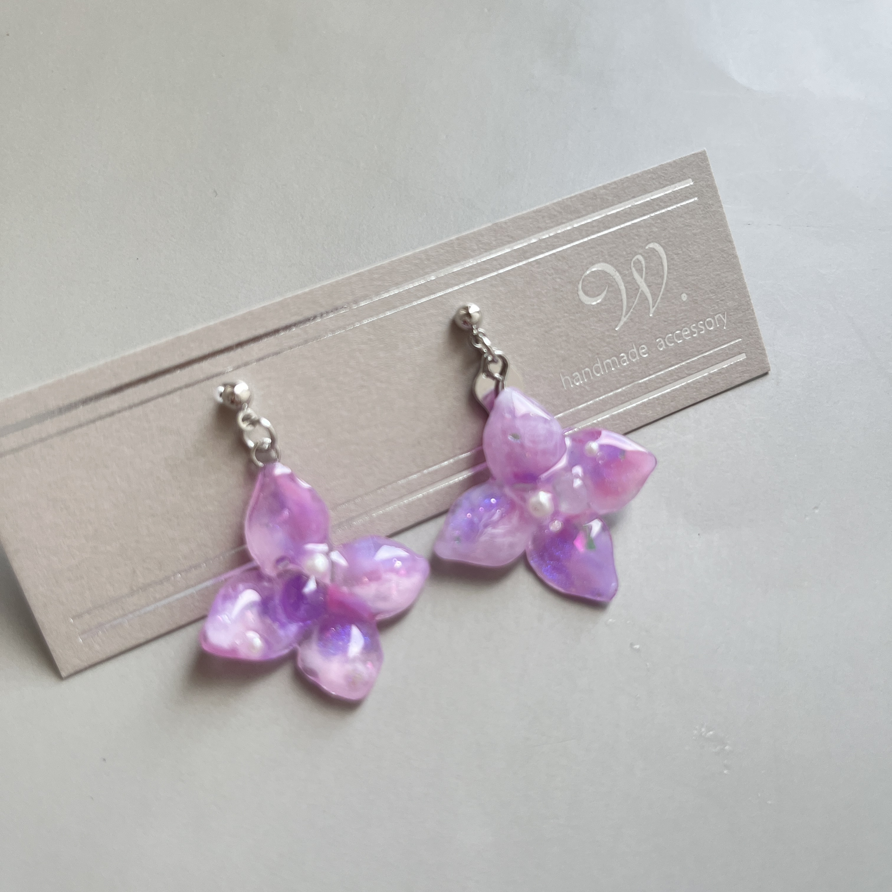 nuance ajisai / pierce