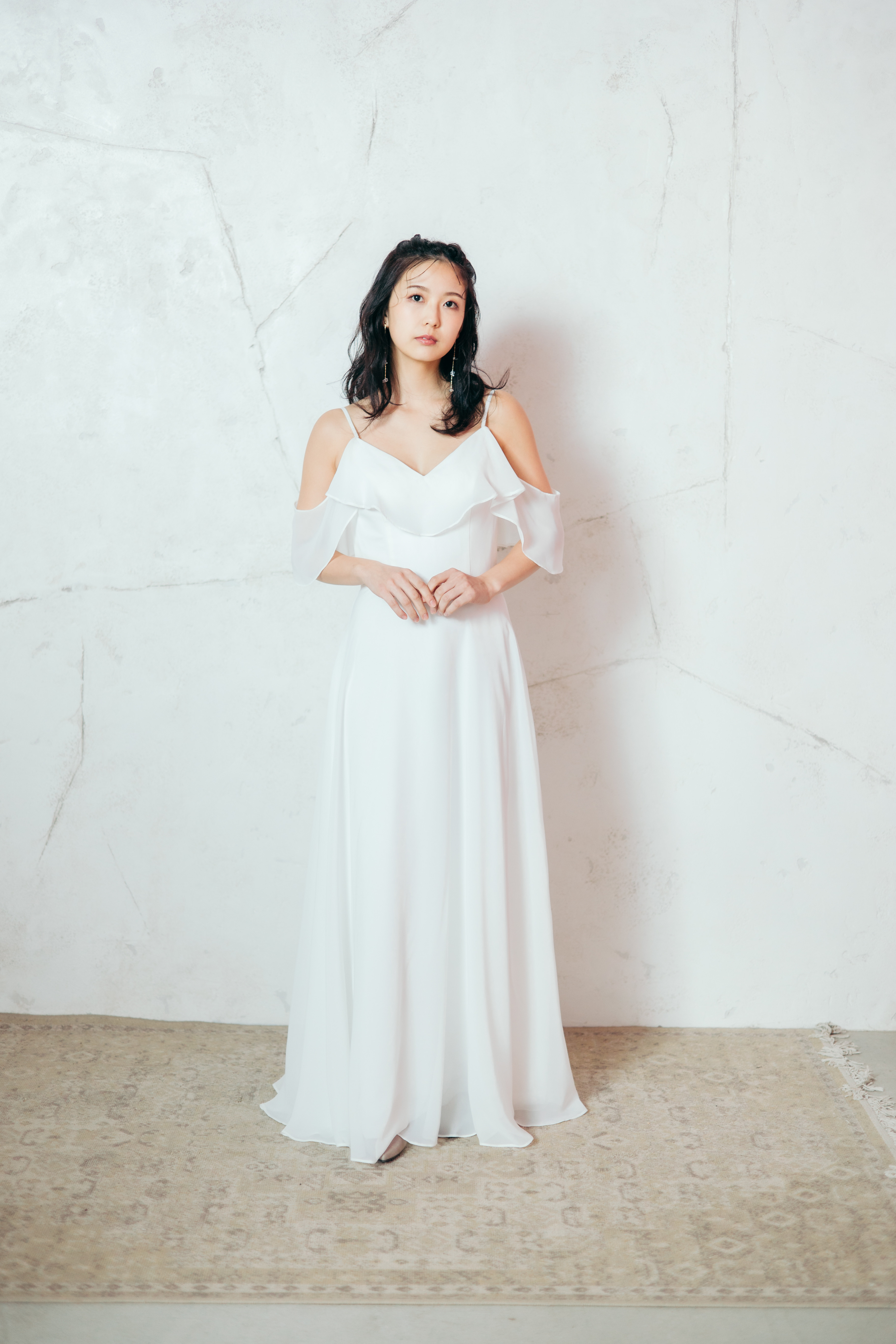 ウエディングドレス　ホワイトドレス　キャミドレス　オフショル 16,280円