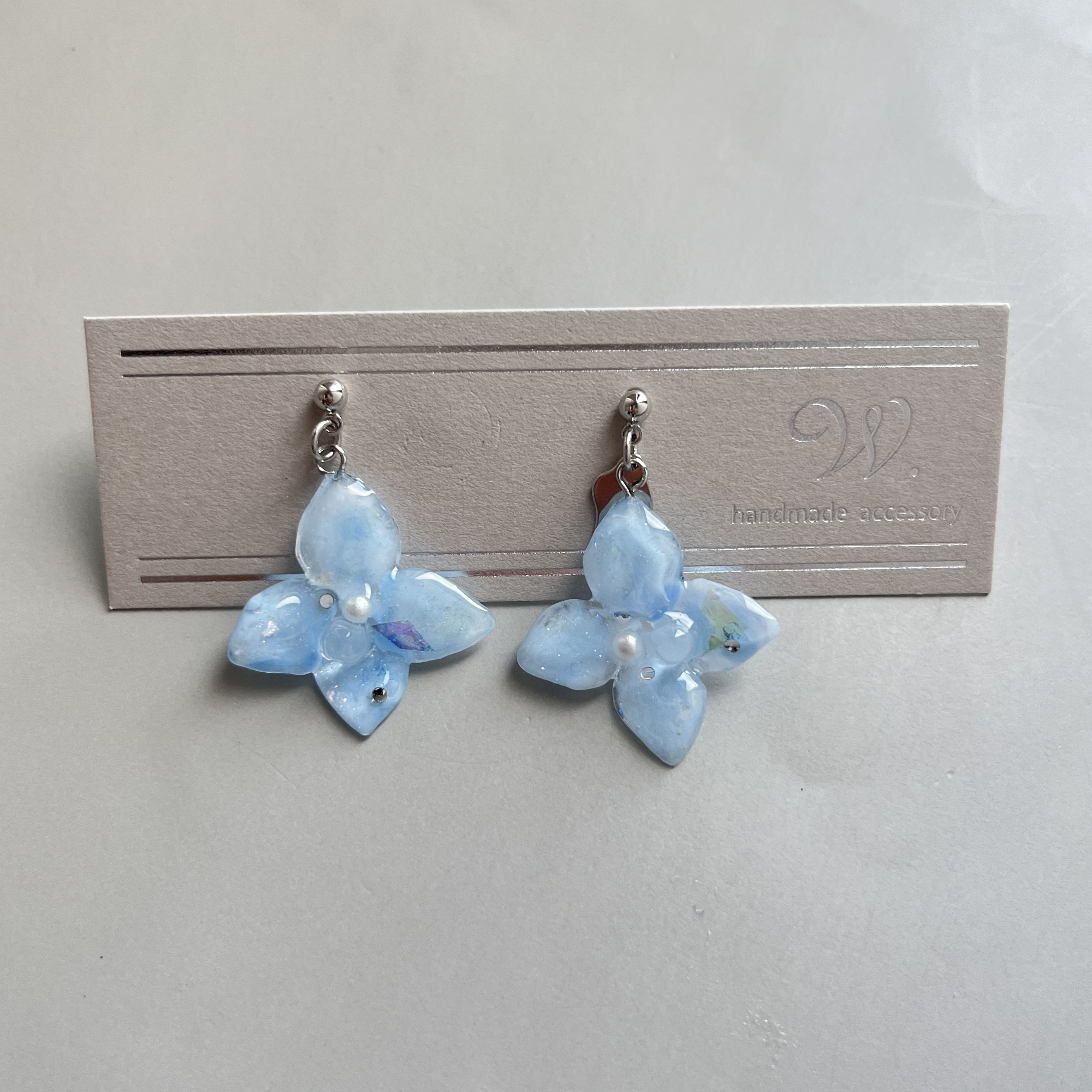 nuance ajisai / pierce