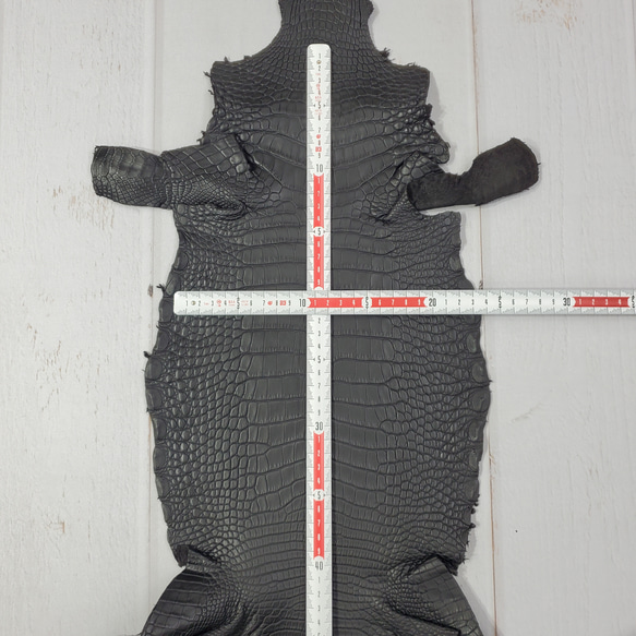 ワニ革　半艶マット　黒　No.C008518 5枚目の画像