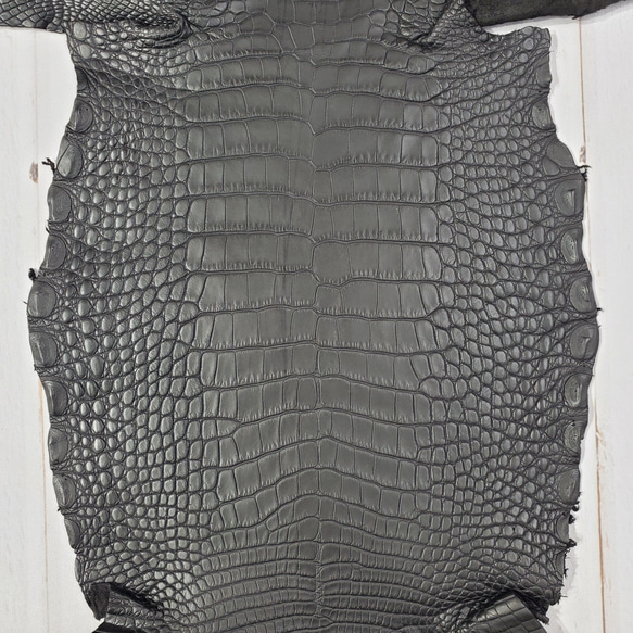 ワニ革　半艶マット　黒　No.C008518 3枚目の画像
