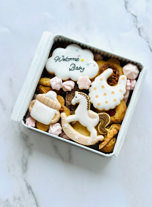 出産祝いに！　クッキー缶 3枚目の画像