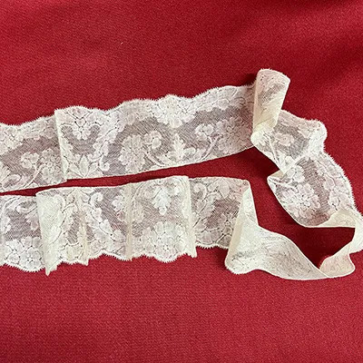 ヴァランシエンヌレース（No.8003）