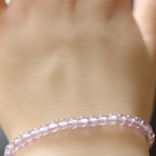 ☆プレミアムブレス☆…☆麗しの輝き・ピンクアメジスト：4ミリ