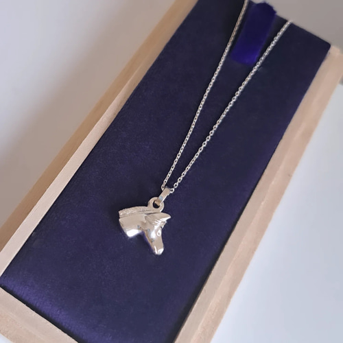 馬 ペンダントップ】 午年 干支 馬ネックレス 馬アクセサリー 馬