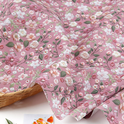 韓国製 花柄 刺繍のフラワー 刺繍風の花 生地 コットン100％シーチング