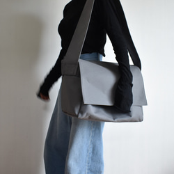 POST SHOULDER TOTE BAG（ダークグレー） 5枚目の画像