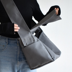 POST SHOULDER TOTE BAG（ダークグレー） 3枚目の画像