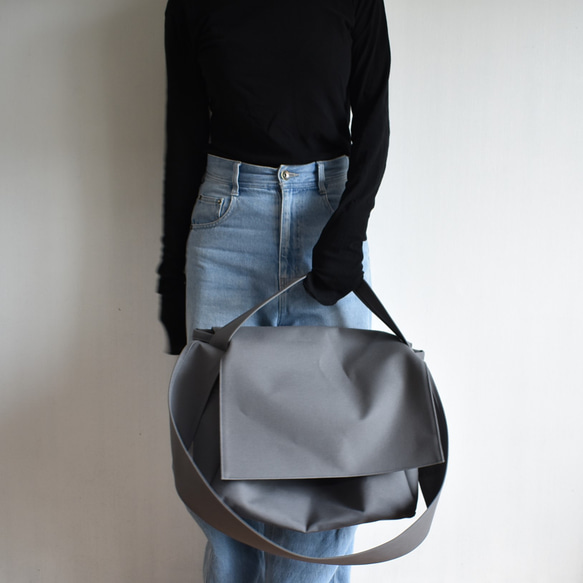 POST SHOULDER TOTE BAG（ダークグレー） 8枚目の画像