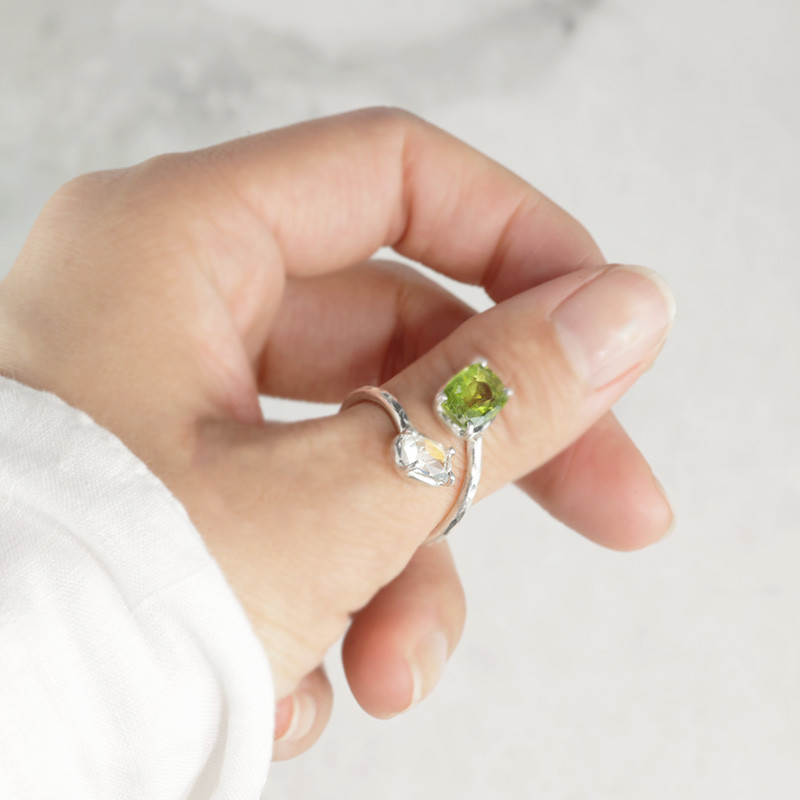 【１点もの/ペリドット/ラブラドライト/フリーリング】シルバー９２５ ８月の誕生石 サイズフリー