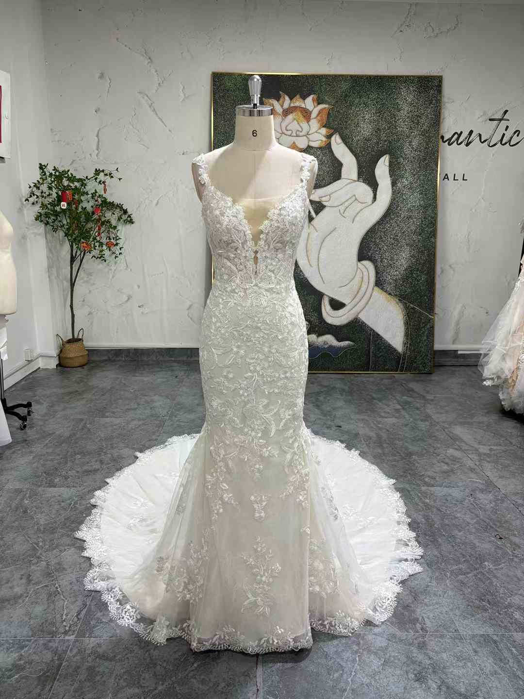 高品質保証！贅沢な小花総レース　マーメイドドレス　ファスナー　背中見せる　セクシー　vネック　二次会披露宴前撮り挙式花嫁 44,094円