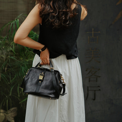 ★限量2件！ ★大容量扁平扣環包，手工皮革單肩包，兩用 第17張的照片