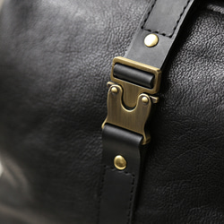 ★限量2件！ ★大容量扁平扣環包，手工皮革單肩包，兩用 第13張的照片