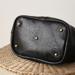 ★限量2件！ ★大容量扁平扣環包，手工皮革單肩包，兩用 第7張的照片