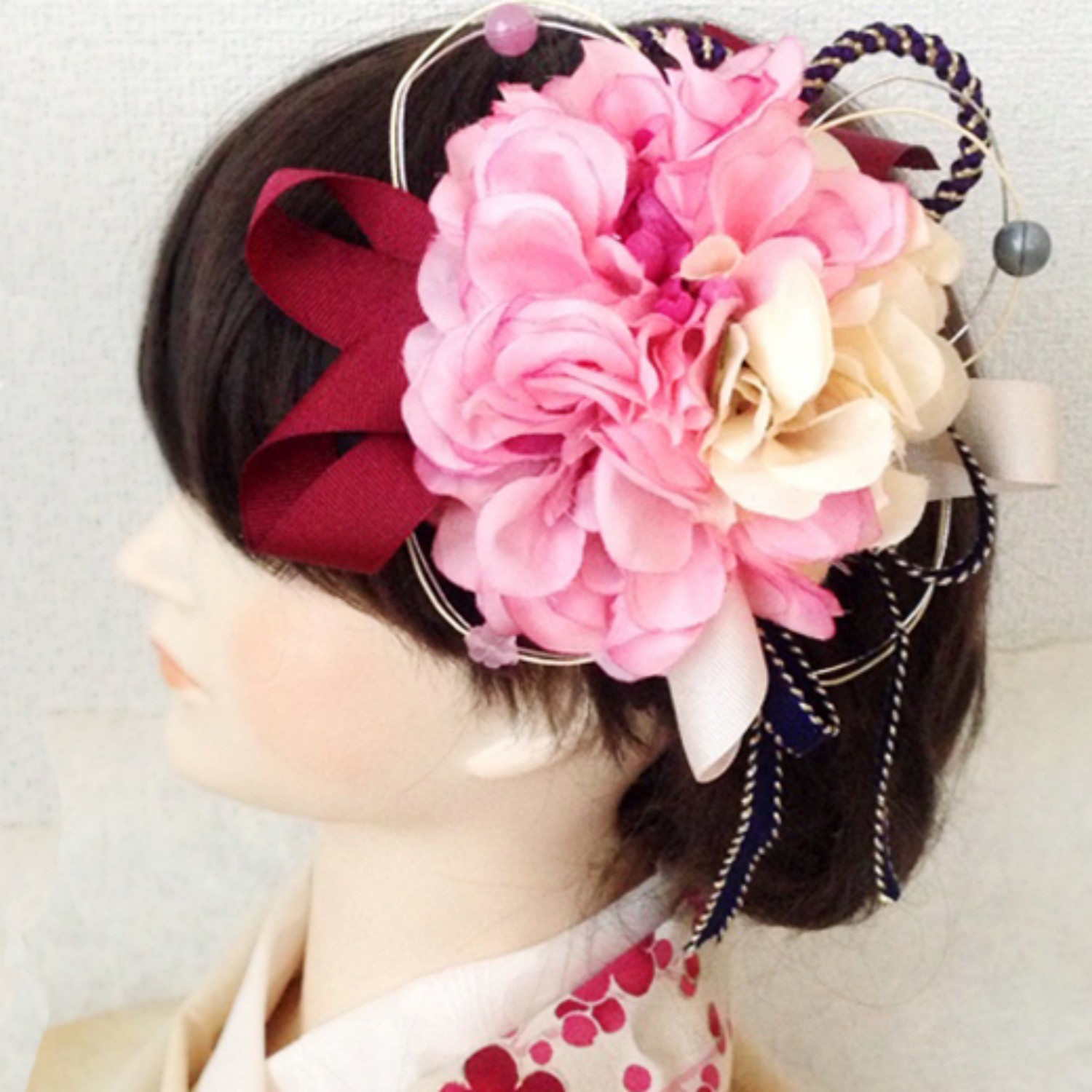 【送料無料】成人式　結婚式　ヘッドドレス  花　大きめ　和モダン　大正ロマン　なでしこのおめかし花鞠ボンネ Cピンク