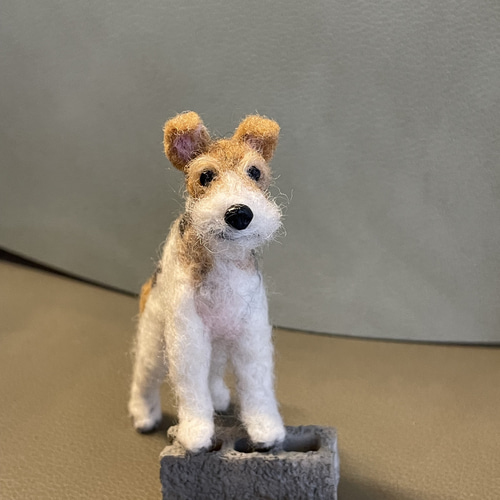 羊毛フェルト☆ワイヤーフォックステリア☆ハンドメイド ワイヤーフォックステリア （ブロック犬） 羊毛フェルト