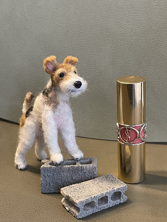 羊毛フェルト☆ワイヤーフォックステリア☆ハンドメイド ワイヤーフォックステリア （ブロック犬） 羊毛フェルト