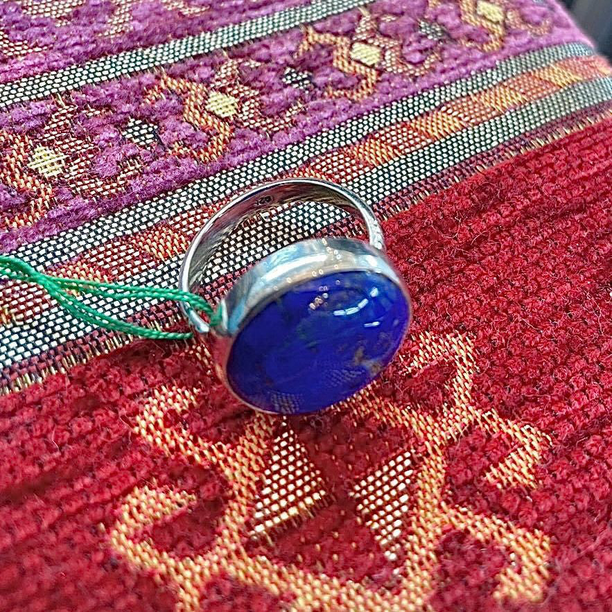 シルバーリング ラピスラズリ シルバー925 18号 天然石 ブルー ハンドメイド  一点もの クラシックスタイル