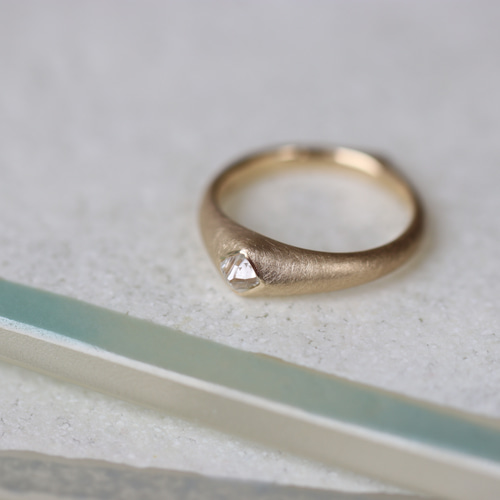 アンカットダイヤモンド（ダイヤ原石）リング【K18】 指輪・リング