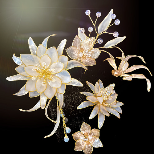 月下美人 の 髪飾り ⭐︎ アメリカンフラワー ⭐︎ 成人式