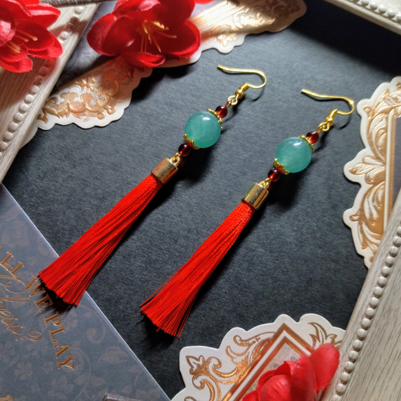 翡翠とタッセルのピアス（イヤリング）（色オーダー可）【チャイナ