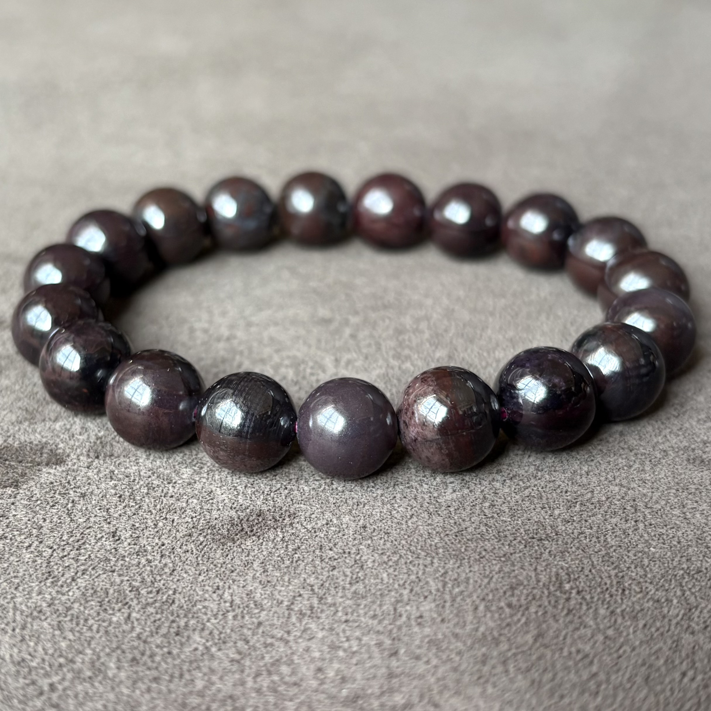 静かな力で心を守る/ブラウンスギライト/パワー 天然石 ストーン ブレスレット