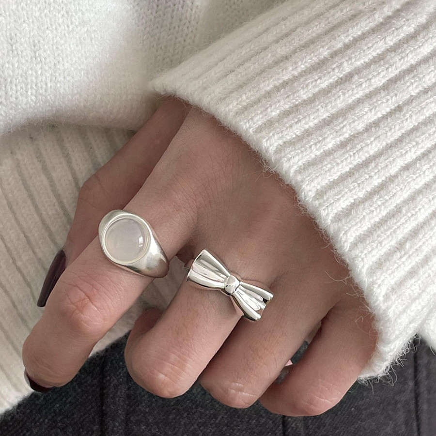 月光ホワイトオニキスシリーズ925スターリングシルバーリング女性優しい甘いクールなスタイル弓インスリング潮