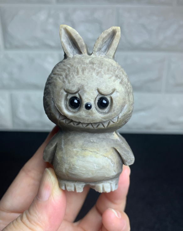 ラブブ 天然水晶彫刻貴州蛍石は珍しくて可愛いラブブ# その他