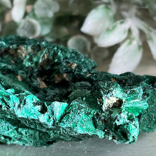 ベルベットマラカイト 孔雀石 針状結晶 ラフストーン 原石 クラスター