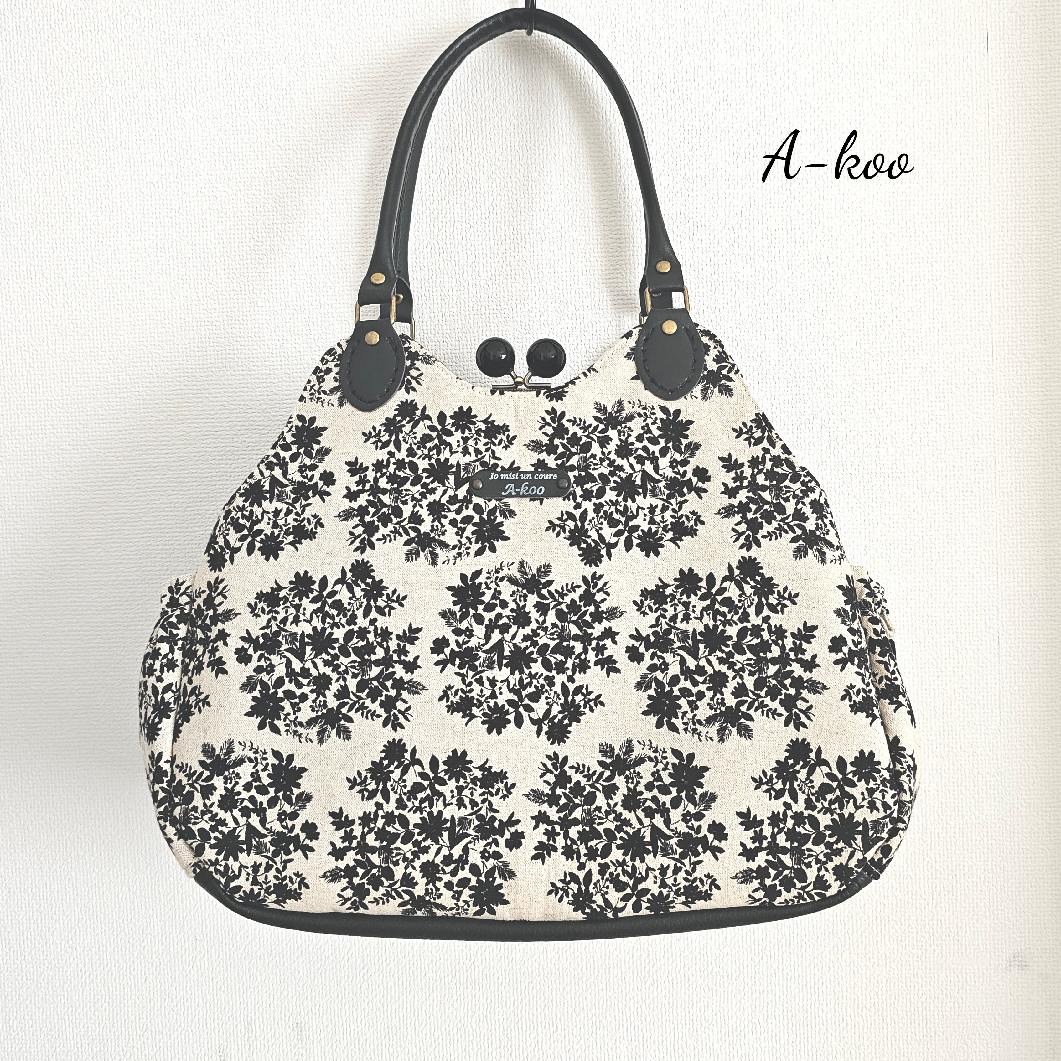 『即納❗』サークルフラワー☆あおり付きがま口バッグ