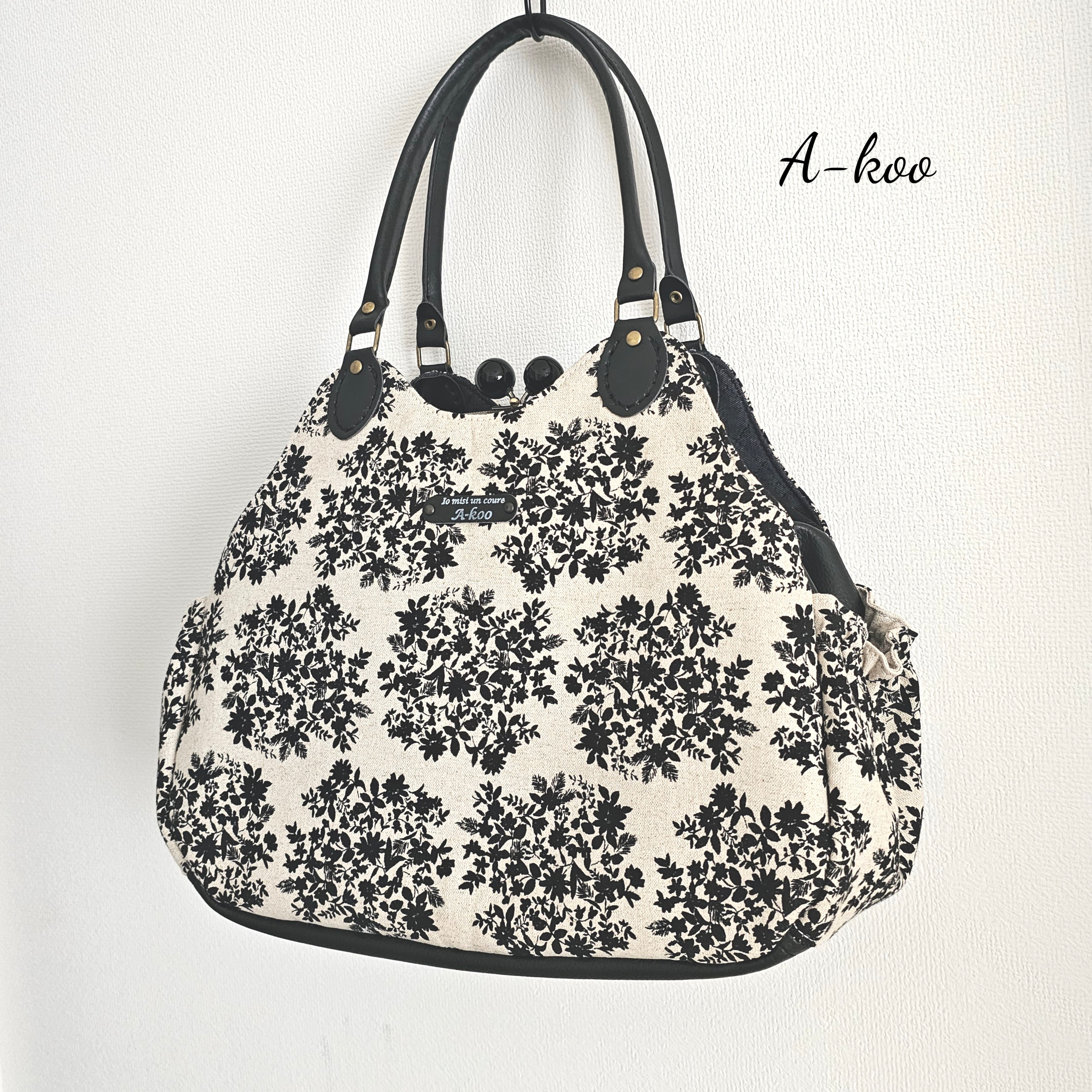 『即納❗』サークルフラワー☆あおり付きがま口バッグ